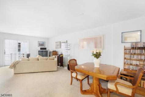 125 Smithfield Court Bernards NJ 07920