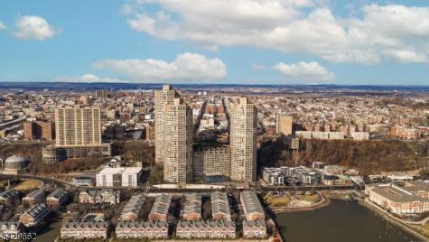 7002 Kennedy Boulevard Guttenberg NJ 07093