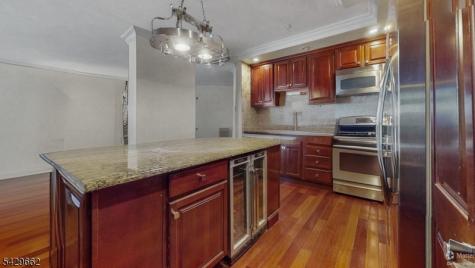 7002 Kennedy Boulevard Guttenberg NJ 07093