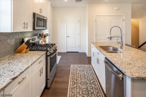 30 Colgate Drive Morris NJ 07960