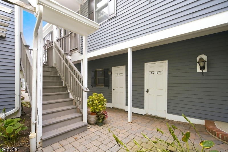 86 Countryside Dr Ondo Bernards NJ 07920