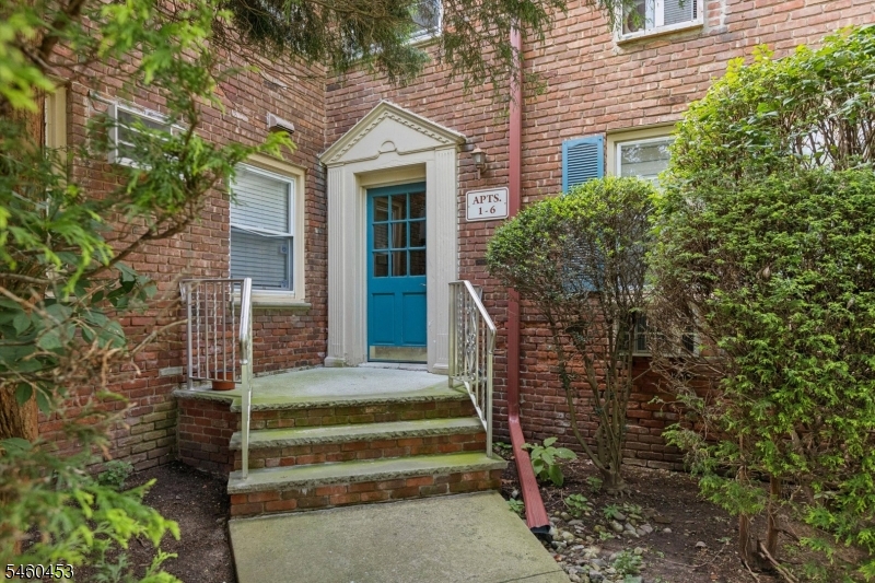 24 Hutton Avenue West Orange NJ 07052