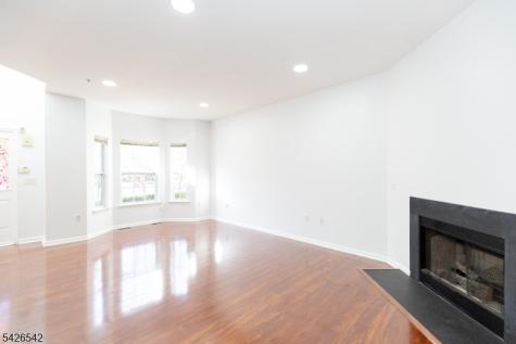 148 Forest Drive Piscataway NJ 08854