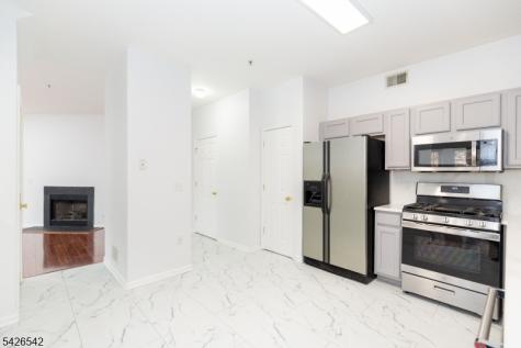 148 Forest Drive Piscataway NJ 08854
