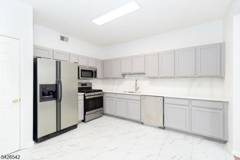 148 Forest Drive Piscataway NJ 08854