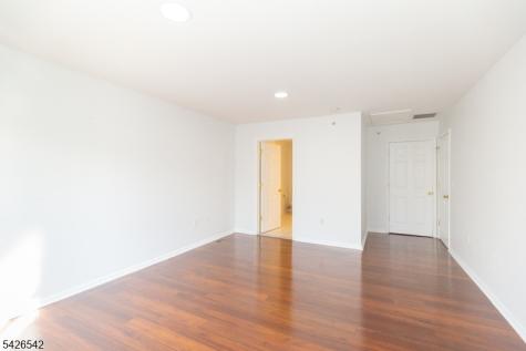 148 Forest Drive Piscataway NJ 08854