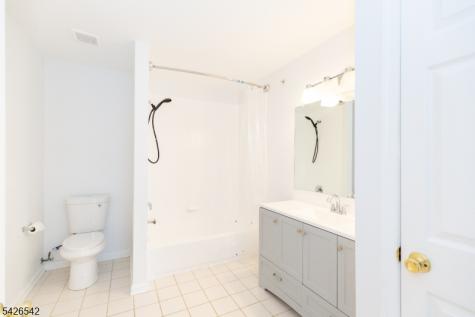 148 Forest Drive Piscataway NJ 08854