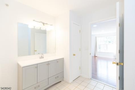 148 Forest Drive Piscataway NJ 08854