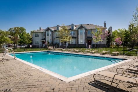 148 Forest Drive Piscataway NJ 08854