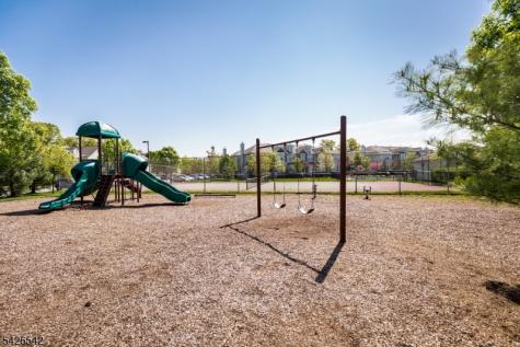 148 Forest Drive Piscataway NJ 08854