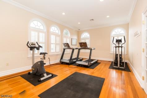 148 Forest Drive Piscataway NJ 08854