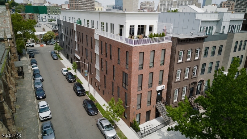 21 Lincoln Park Newark NJ 07102