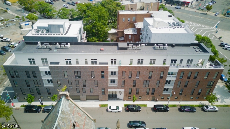 21 Lincoln Park Newark NJ 07102