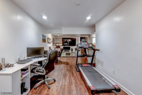 2 Meyer Court West Orange NJ 07052