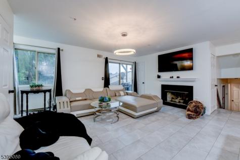 2 Meyer Court West Orange NJ 07052