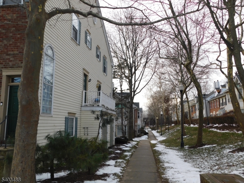 92 13th Avenue Newark NJ 07103