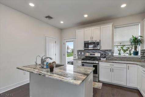 309 Saratoga Court Branchburg NJ 08876