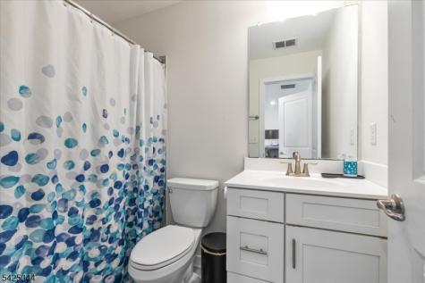 309 Saratoga Court Branchburg NJ 08876