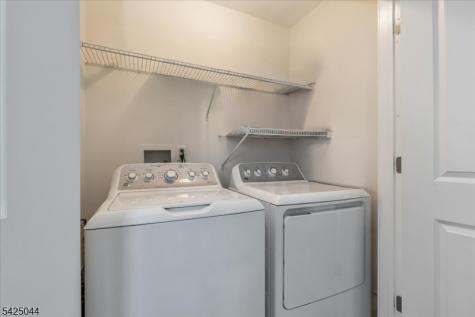 309 Saratoga Court Branchburg NJ 08876