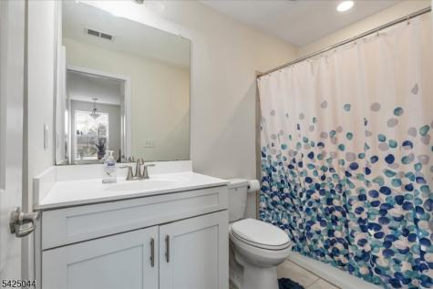 309 Saratoga Court Branchburg NJ 08876