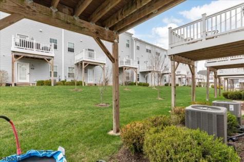 309 Saratoga Court Branchburg NJ 08876