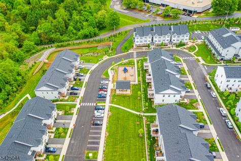 309 Saratoga Court Branchburg NJ 08876
