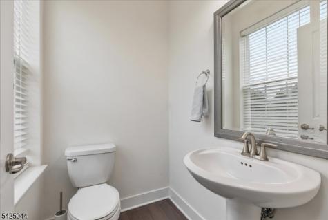 309 Saratoga Court Branchburg NJ 08876