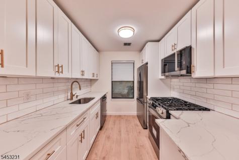 813 Spruce Hills Drive Glen Gardner NJ 08826