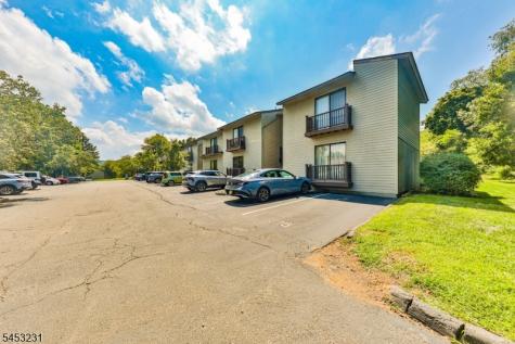 813 Spruce Hills Drive Glen Gardner NJ 08826