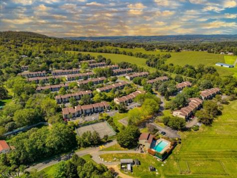 813 Spruce Hills Drive Glen Gardner NJ 08826