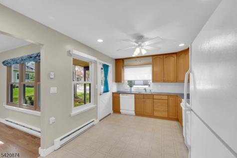 945 Liverpool Circle Manchester NJ 08759