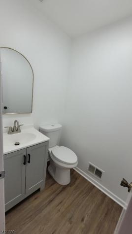 125 Riva Drive Mansfield NJ 07840