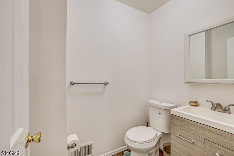 12 Tulip Court Edison NJ 08820