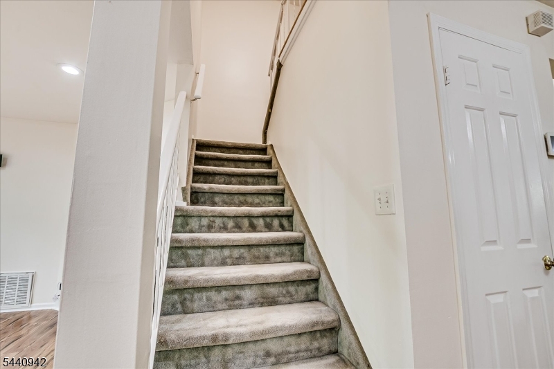 12 Tulip Court Edison NJ 08820