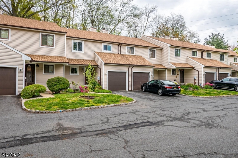 12 Tulip Court Edison NJ 08820