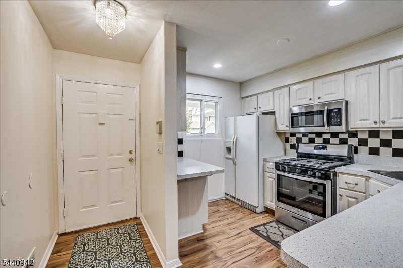 12 Tulip Court Edison NJ 08820