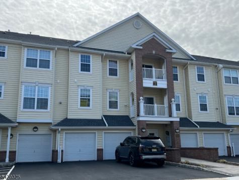 2206 Ambassador Court Franklin NJ 08873