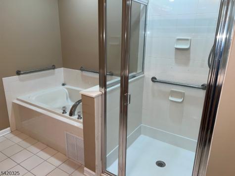 2206 Ambassador Court Franklin NJ 08873