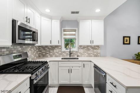 53 Winthrop Road Monroe NJ 08831