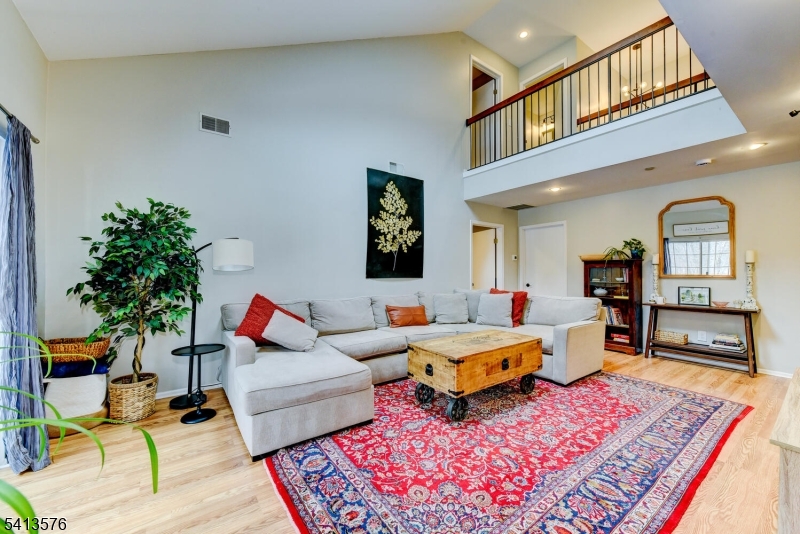 58 Pasture Court Roxbury NJ 07852