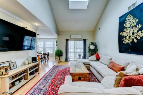 58 Pasture Court Roxbury NJ 07852