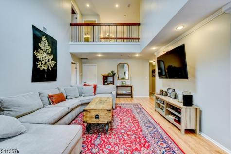58 Pasture Court Roxbury NJ 07852