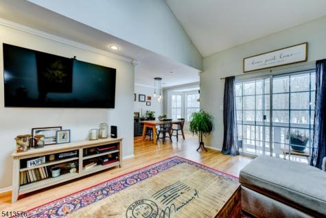 58 Pasture Court Roxbury NJ 07852