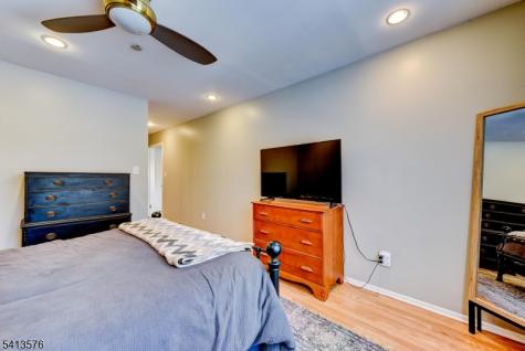 58 Pasture Court Roxbury NJ 07852