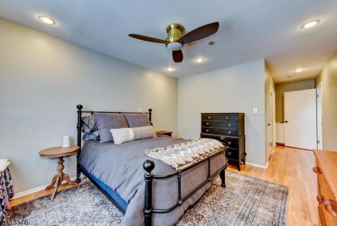 58 Pasture Court Roxbury NJ 07852