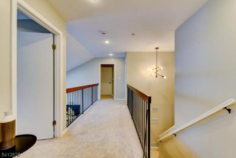58 Pasture Court Roxbury NJ 07852