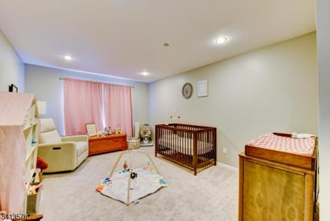 58 Pasture Court Roxbury NJ 07852