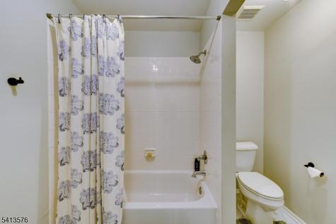 58 Pasture Court Roxbury NJ 07852