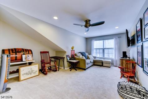 58 Pasture Court Roxbury NJ 07852