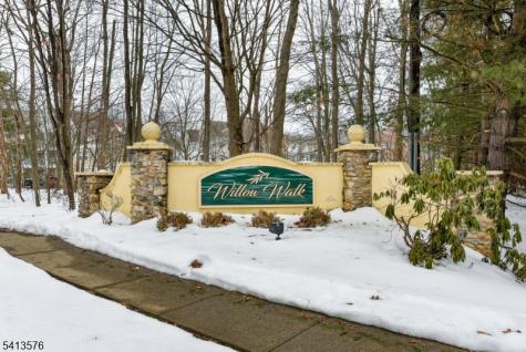 58 Pasture Court Roxbury NJ 07852